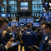 AI trade is turning increasingly volatile: experts suggest ways to manage the risk